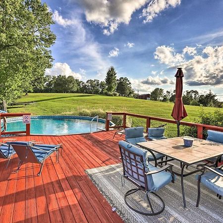 Williamstown Gem With Private Pool And Hot Tub! Villa Exteriör bild