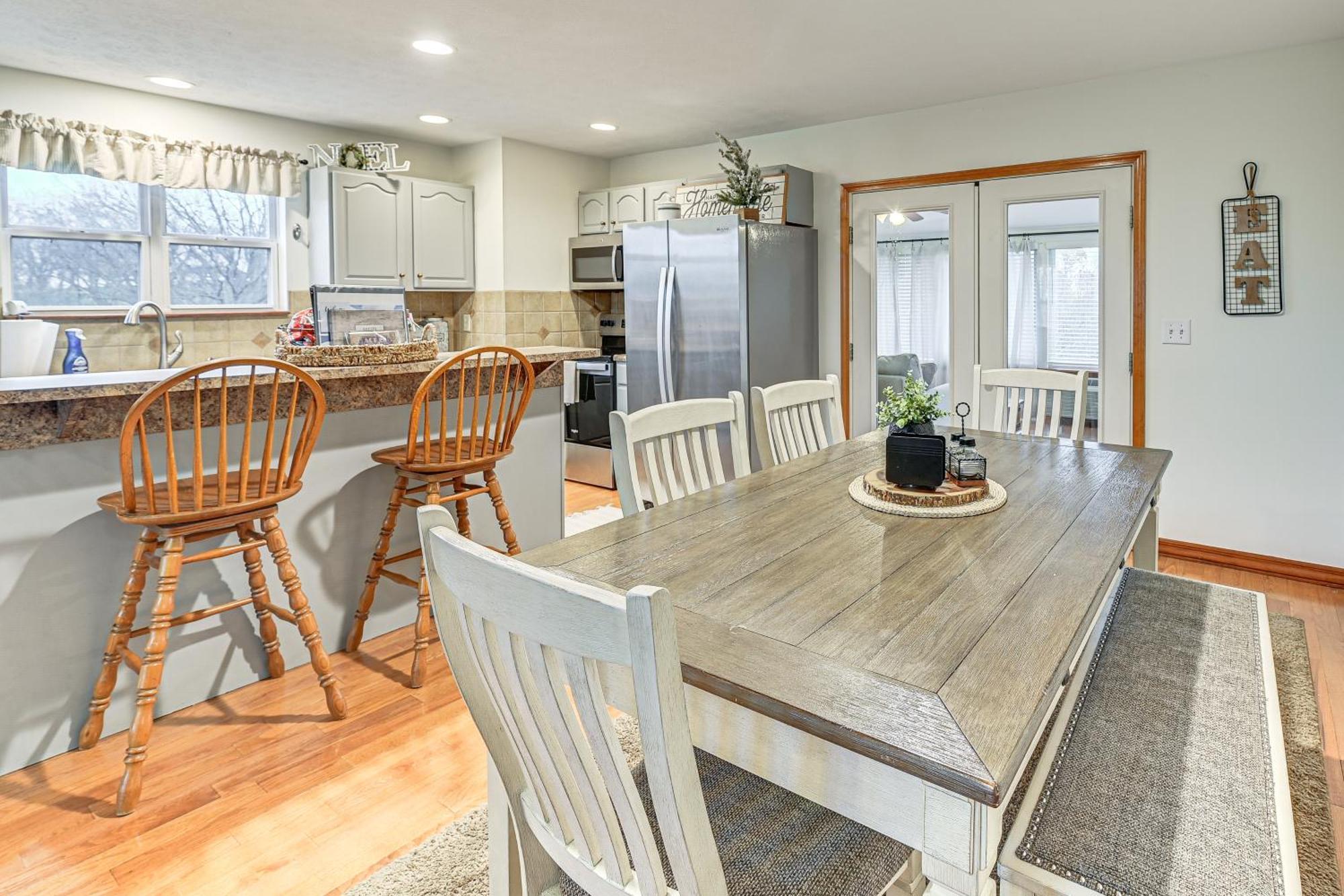 Williamstown Gem With Private Pool And Hot Tub! Villa Exteriör bild